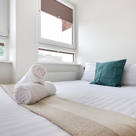 בורנמות' Hill House Holiday Apartments מראה חיצוני תמונה