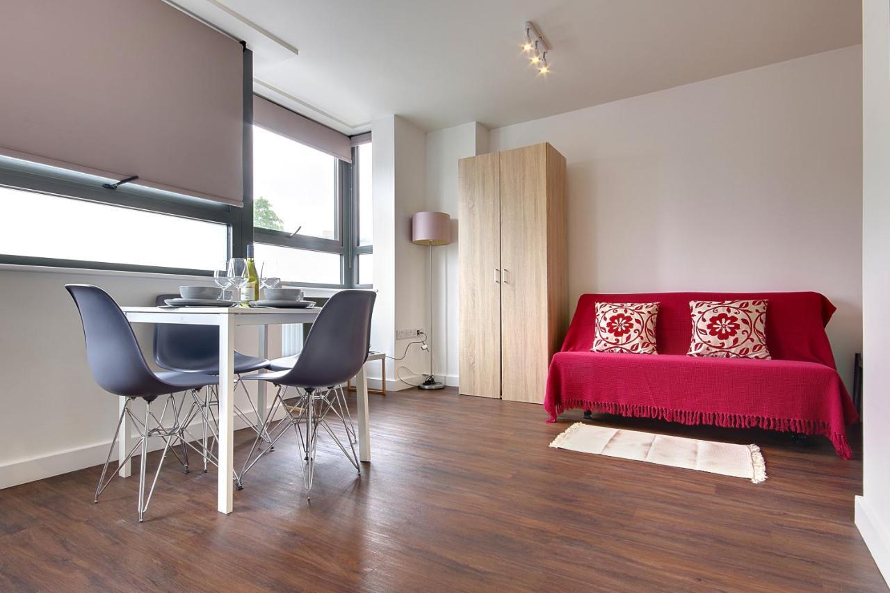 בורנמות' Hill House Holiday Apartments מראה חיצוני תמונה