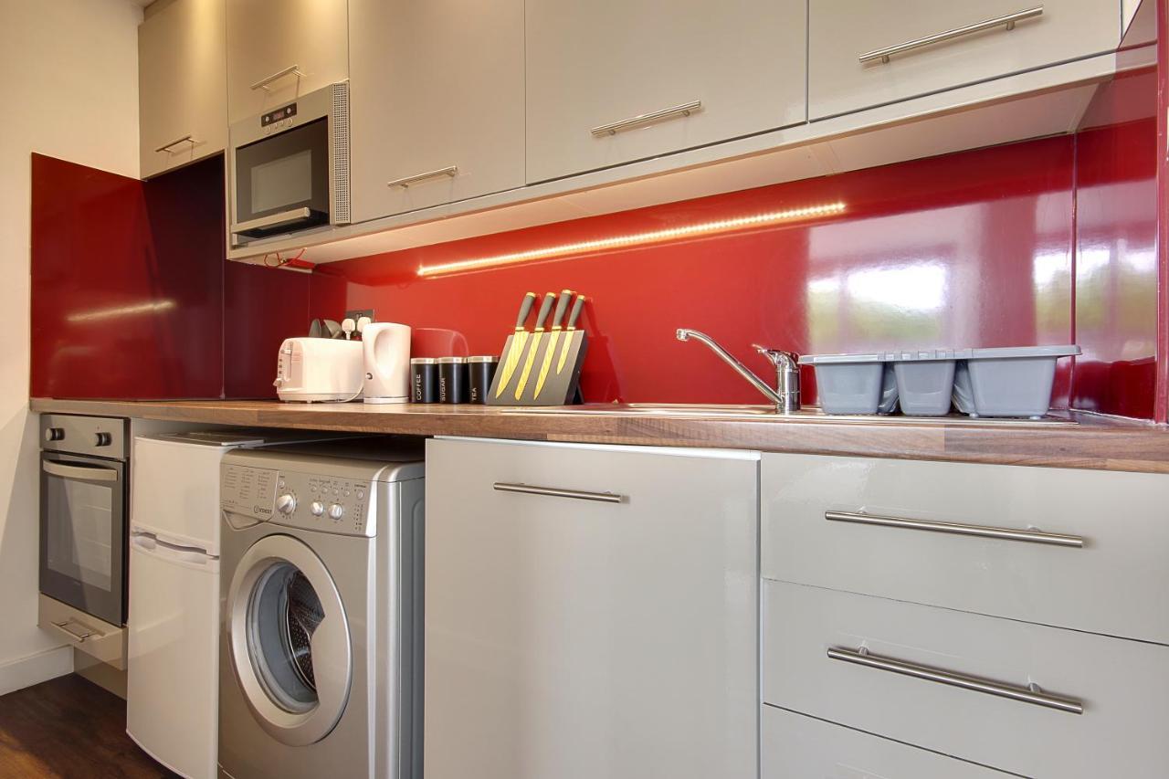 בורנמות' Hill House Holiday Apartments מראה חיצוני תמונה
