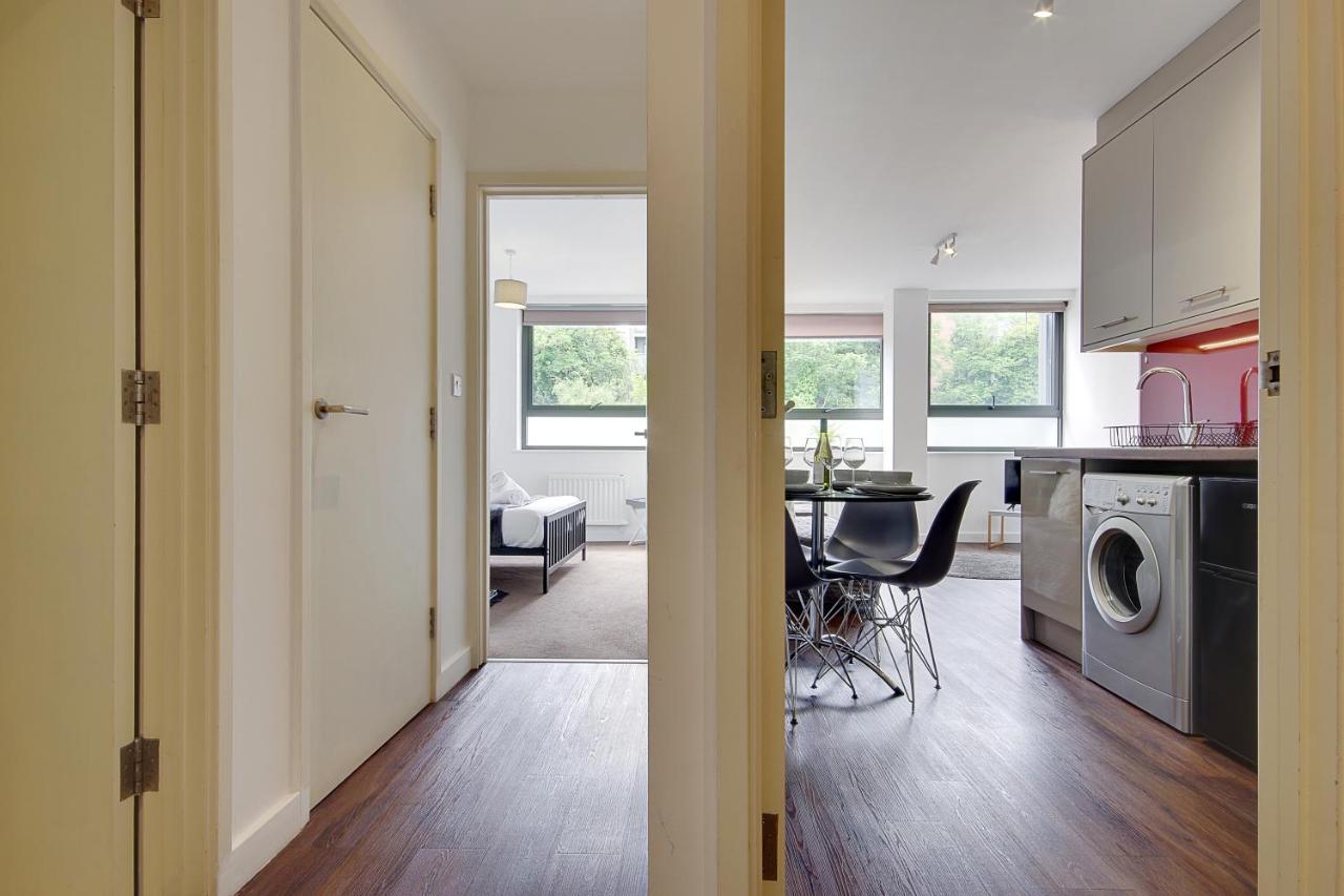 בורנמות' Hill House Holiday Apartments מראה חיצוני תמונה