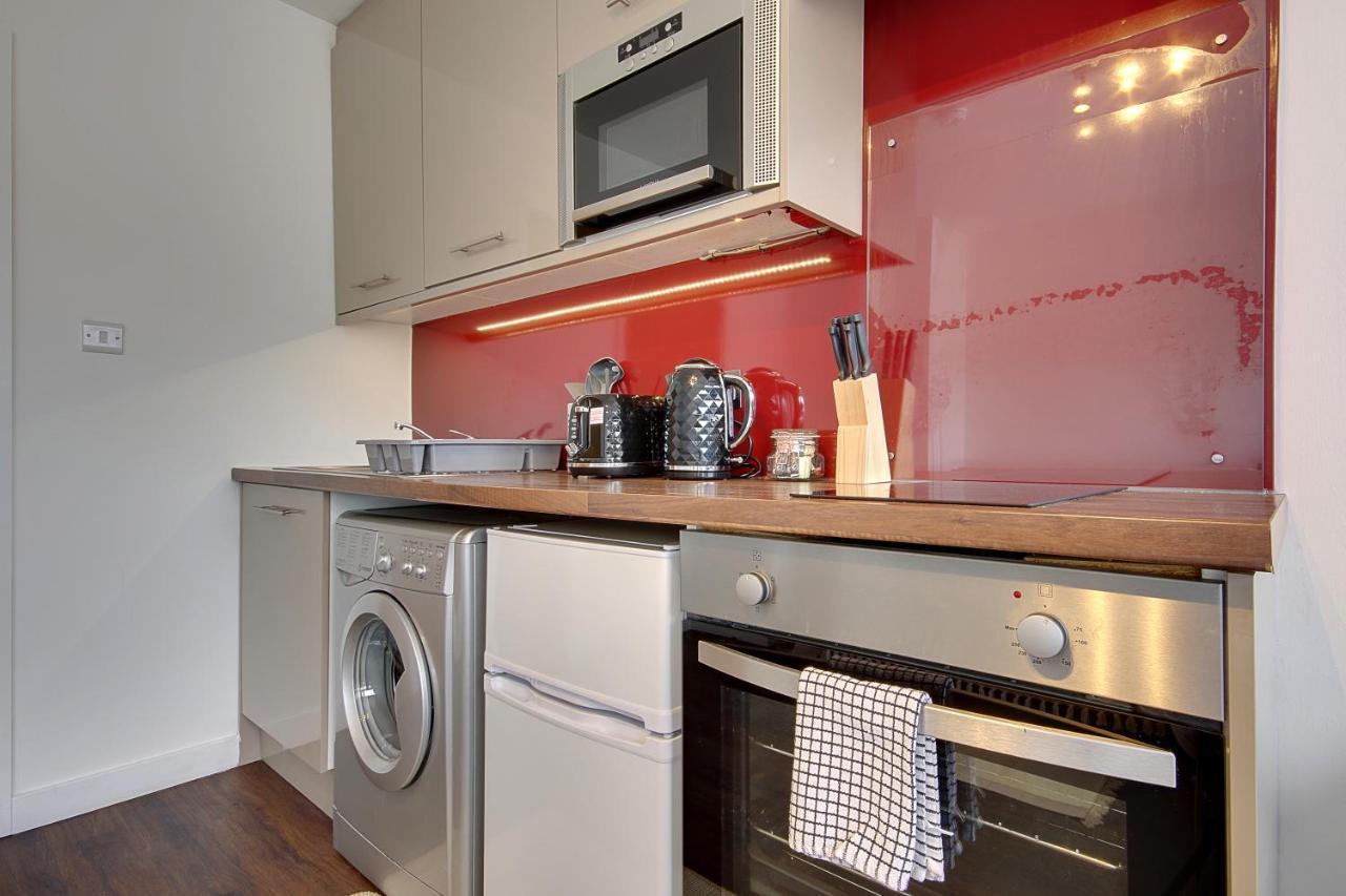 בורנמות' Hill House Holiday Apartments מראה חיצוני תמונה