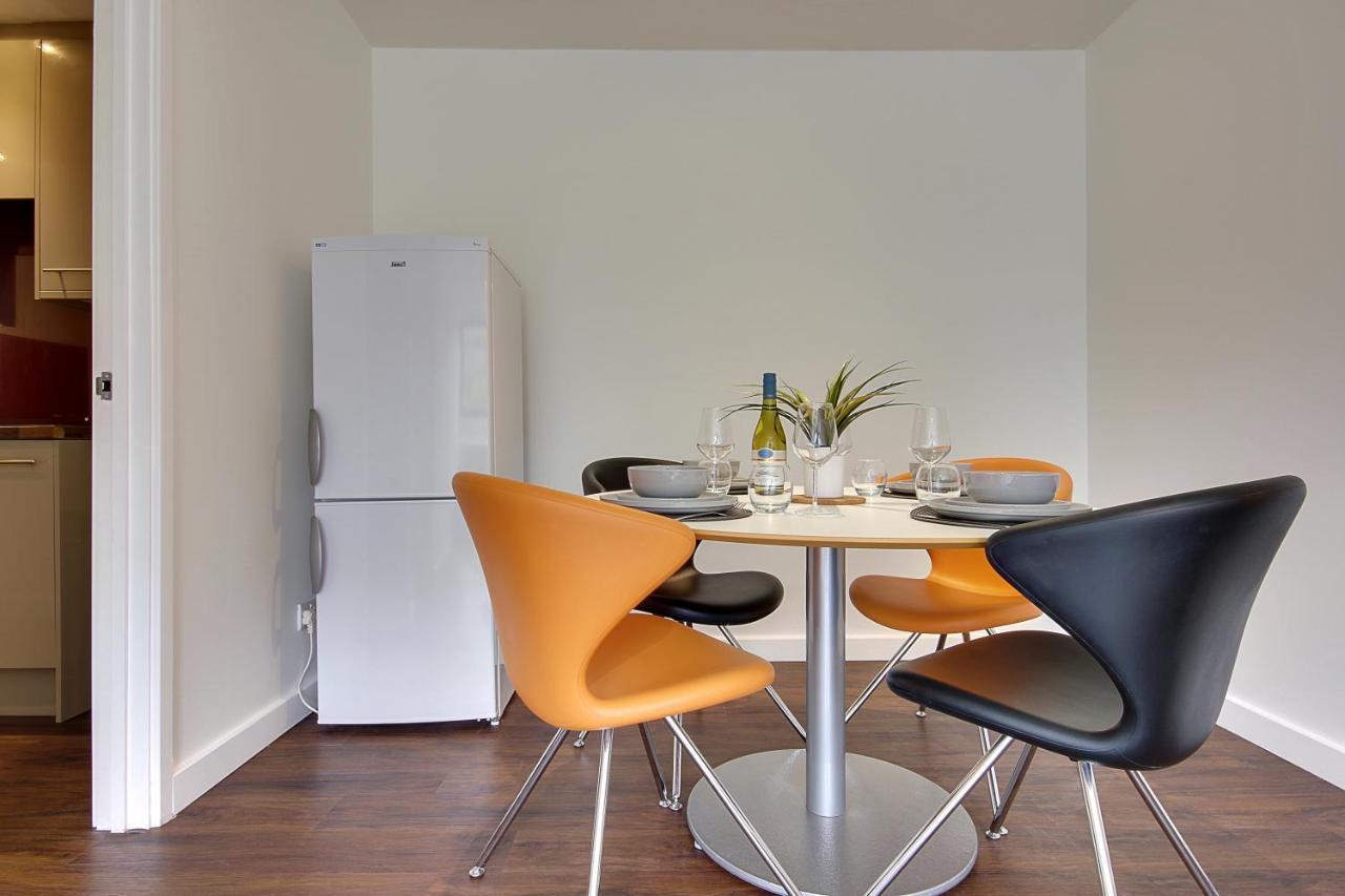 בורנמות' Hill House Holiday Apartments מראה חיצוני תמונה
